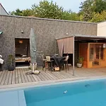 La Velaysienne 5 Etoiles Piscine,sauna, Jacuzzi 펜션 Le Monteil (Haute-Loire)