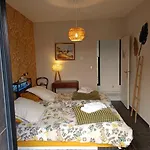 La Velaysienne 5 Etoiles Piscine,sauna, Jacuzzi 펜션 *