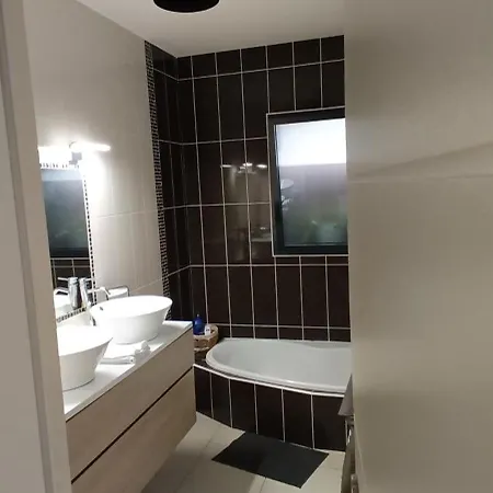 La Velaysienne 5 étoiles Piscine,sauna, Jacuzzi Le Monteil (Haute-Loire)